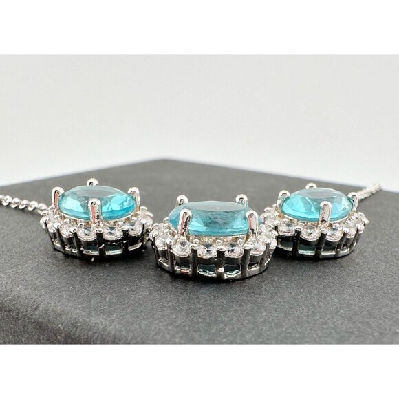 Shimmering 11.3 ct  Vivid Lab Created Blue Topaz Necklace - Picture 7 of 9